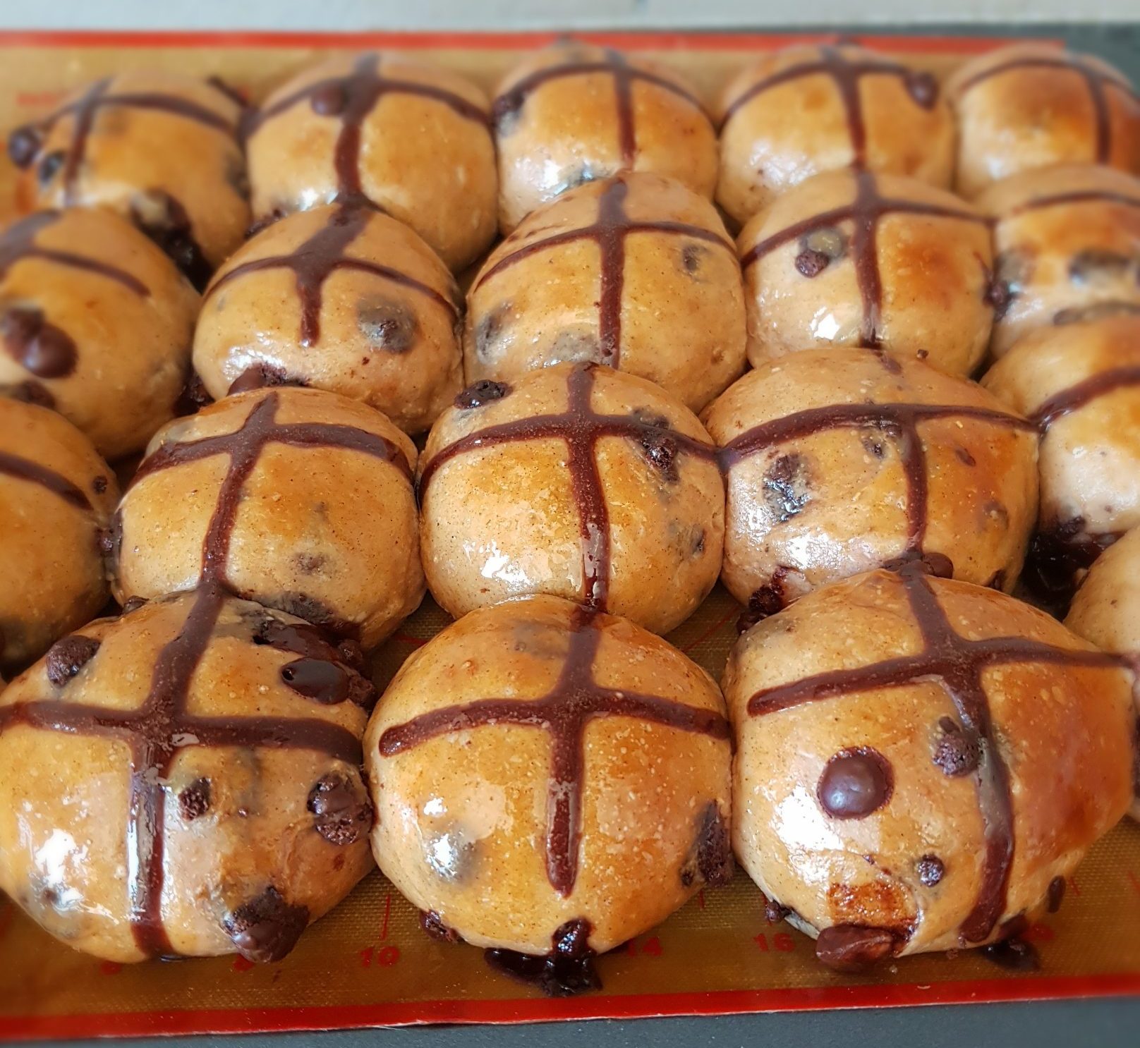 Mini chocolate chip hot cross buns