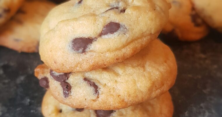 Mini chocolate chip cookies